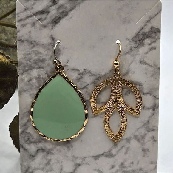 "5/$25" Mismatched Goldtone Faux Green Jade Dangle Earrings - Picture 5 of 6